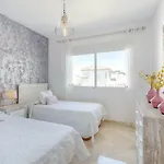 Sea & Mountain View Penthouse *