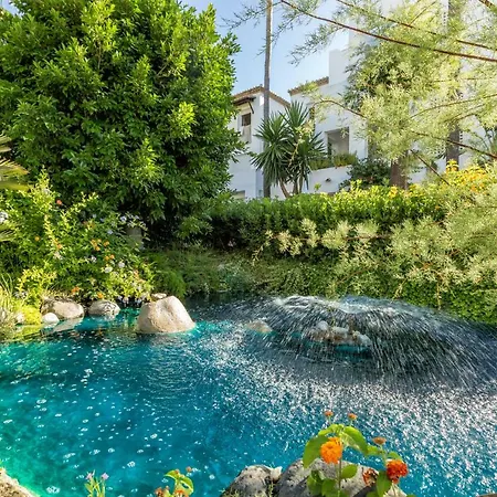 Sea & Mountain View Penthouse Apartamento *