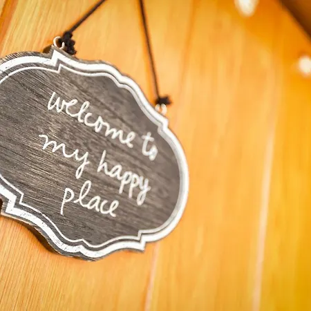 Sea & Mountain View Penthouse Apartment *