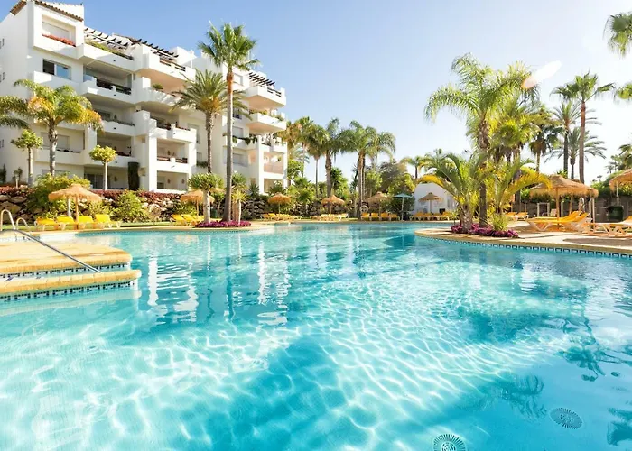 Sea & Mountain View Penthouse *