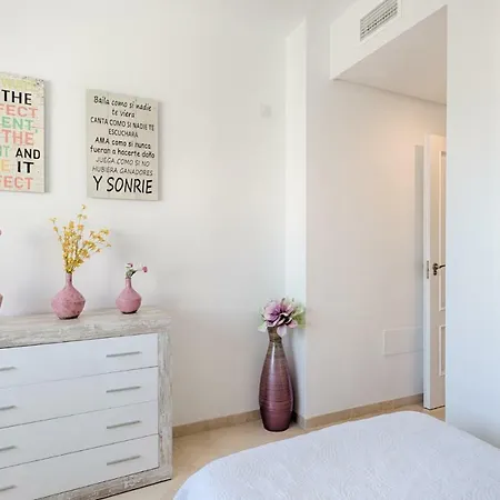 Sea & Mountain View Penthouse Apartamento *