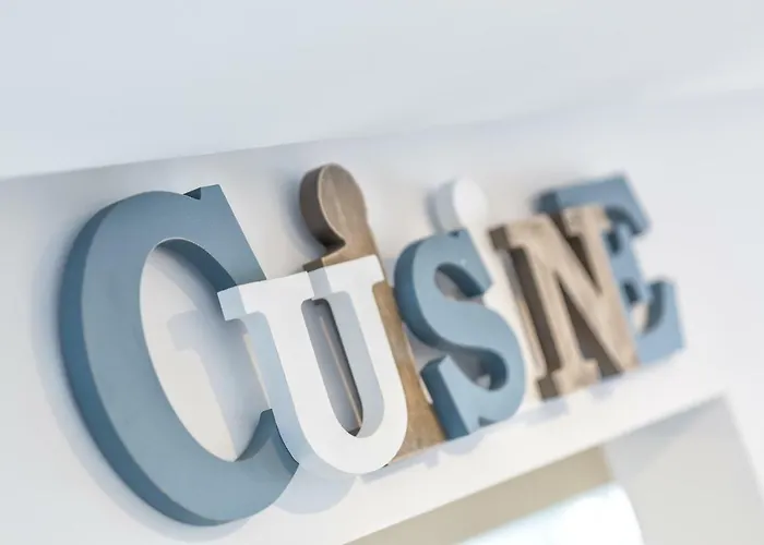 Sea & Mountain View Penthouse * Estepona