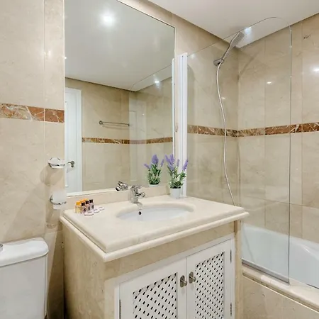 Daire Sea & Mountain View Penthouse *